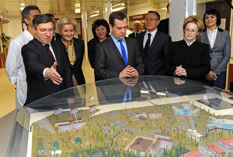 Дмитрий Медведев оценил тюменский проект: Действительно целый город