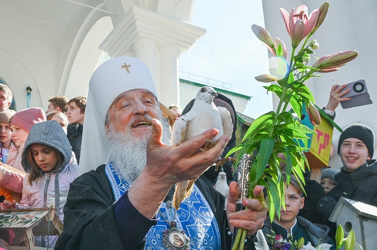 В Благовещенском соборе Тюмени прошел обряд богослужения
