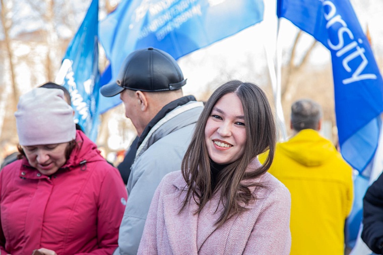 Крым – наш. В Тюмени прошел форум-концерт, посвященный 10-летию воссоединения. Фоторепортаж