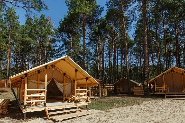 Глава Ростуризма посоветовала для отдыха турбазу на берегу озера в Тюменской области