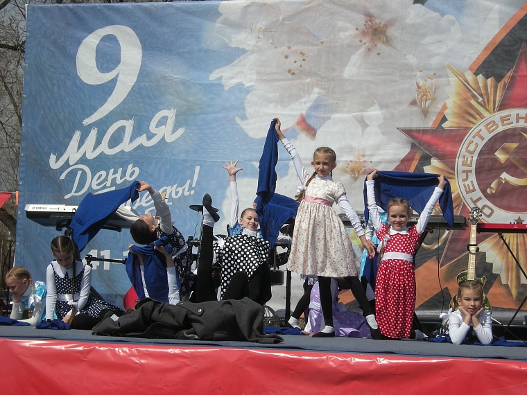 В Комсомольском сквере вспоминали тех, кто ковал Победу на фронте и в тылу