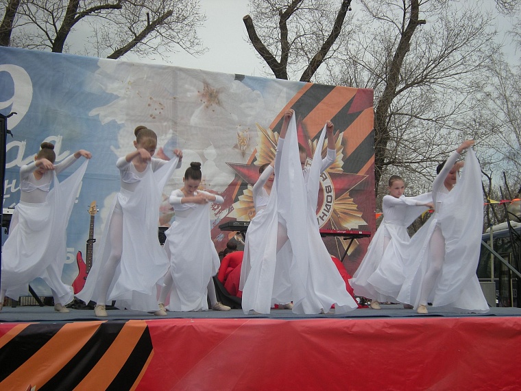 В Комсомольском сквере вспоминали тех, кто ковал Победу на фронте и в тылу