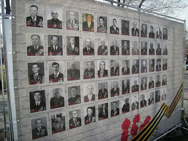 В Комсомольском сквере вспоминали тех, кто ковал Победу на фронте и в тылу