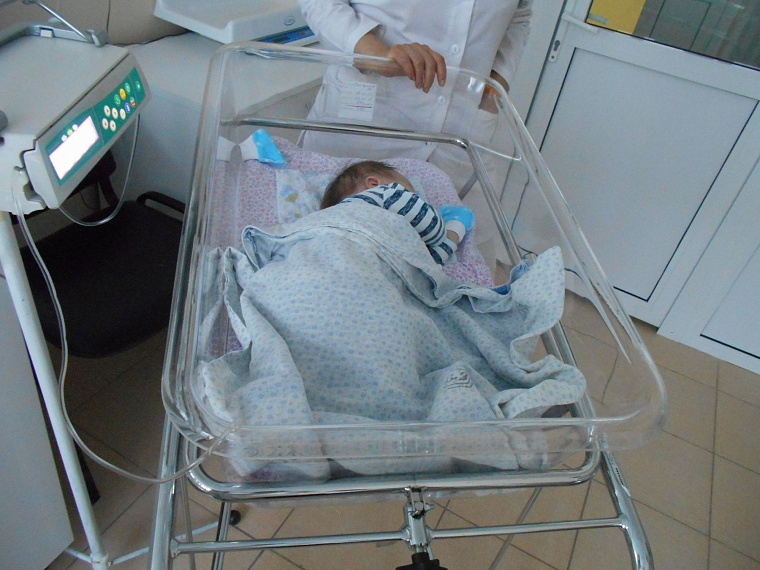 Снижение младенческой смертности обсудили в Тюмени