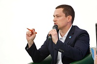 Якушев, Холманских и Поспелов пообщались с участниками форума «Утро-2015»