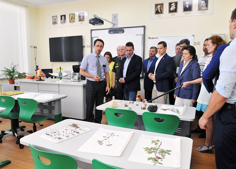 Якушев, Холманских и Поспелов пообщались с участниками форума «Утро-2015»