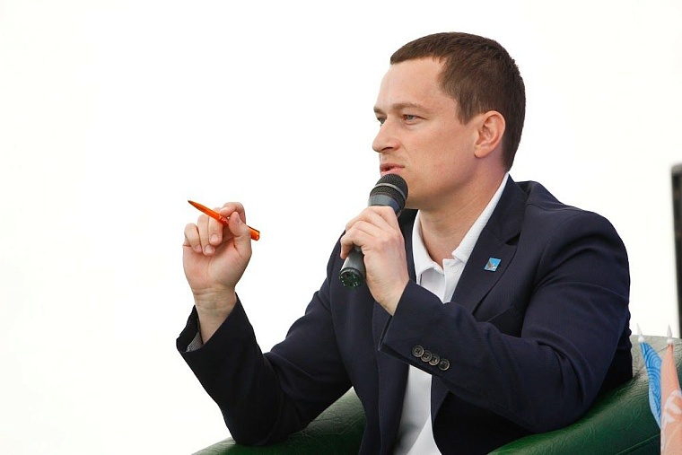 Якушев, Холманских и Поспелов пообщались с участниками форума «Утро-2015»