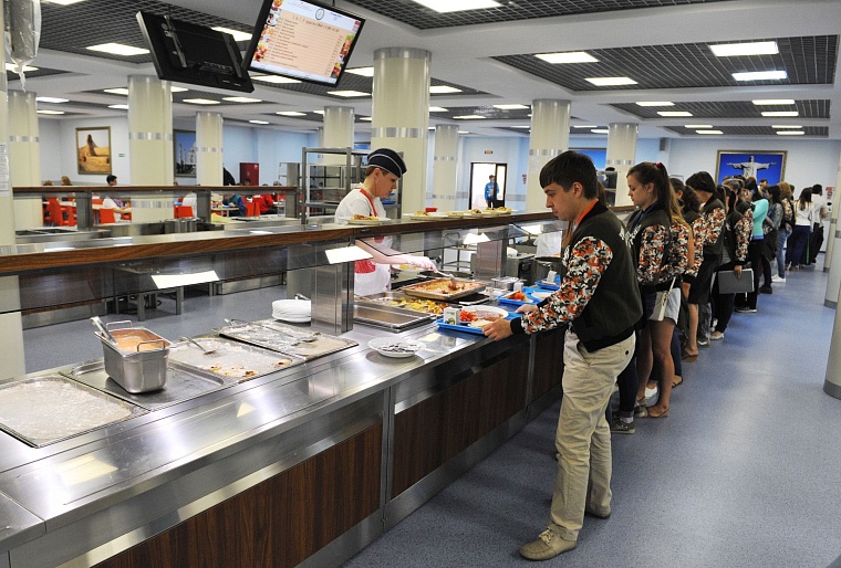 Якушев, Холманских и Поспелов пообщались с участниками форума «Утро-2015»