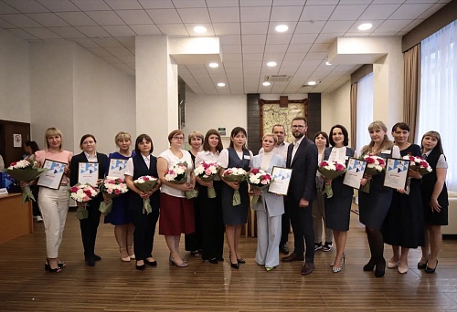 В Тюменской области назвали лучших работников в сфере содействия занятости населению