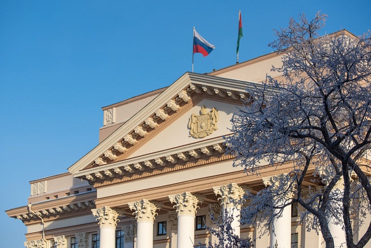 В Тюменской области стартует прием заявок на гранты губернатора для НКО