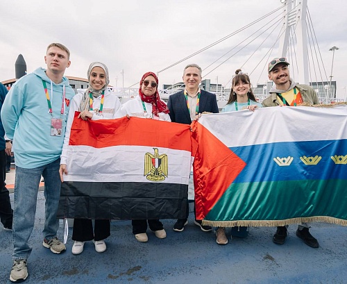 Александр Моор подвел итоги презентации Тюменской области на Всемирном фестивале молодежи в Сочи