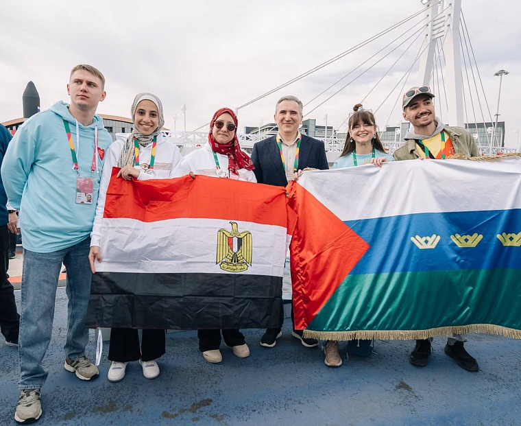 Александр Моор подвел итоги презентации Тюменской области на Всемирном фестивале молодежи в Сочи