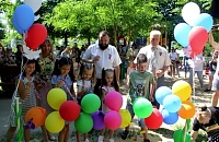 Открытие первой детской площадки в Краснодоне 12 июня 2022 года.