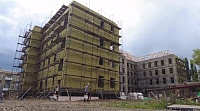 Тюменские строители реконструируют родильный дом в Краснодоне