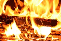 Чаще всего в домах с печами пожар происходит из-за самих печей