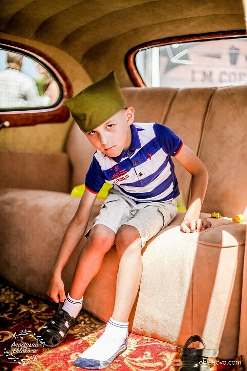 «Скачки фаворитов» собрали полные трибуны любителей конного спорта