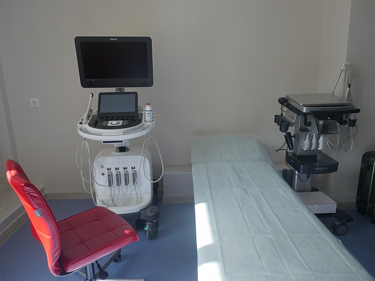 Для диагностики не придется обращаться в стационар: новую поликлинику в Ямальском-2 готовят к открытию