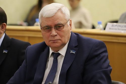 «Боевой генерал, человек-легенда» - в гордуме решается вопрос о поощрении Валерия Роженцева нагрудным знаком