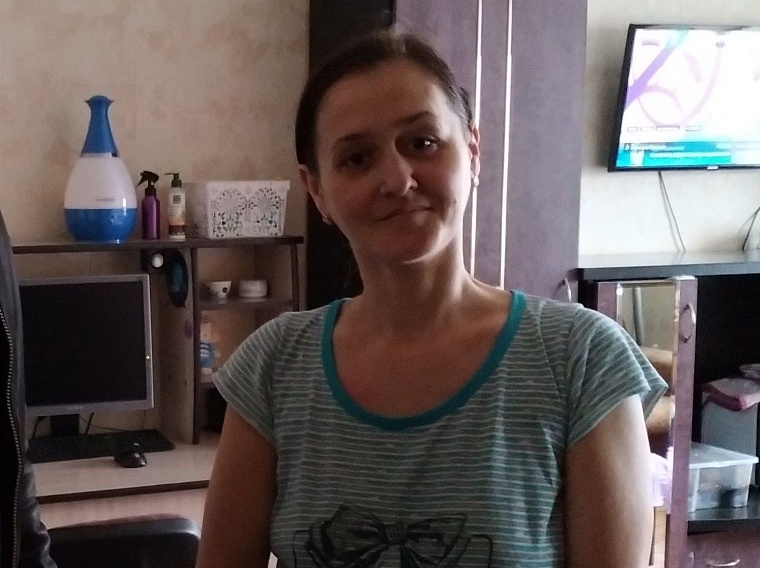 Директор тюменской фирмы бесплатно раздает многодетным мамам продуктовые наборы