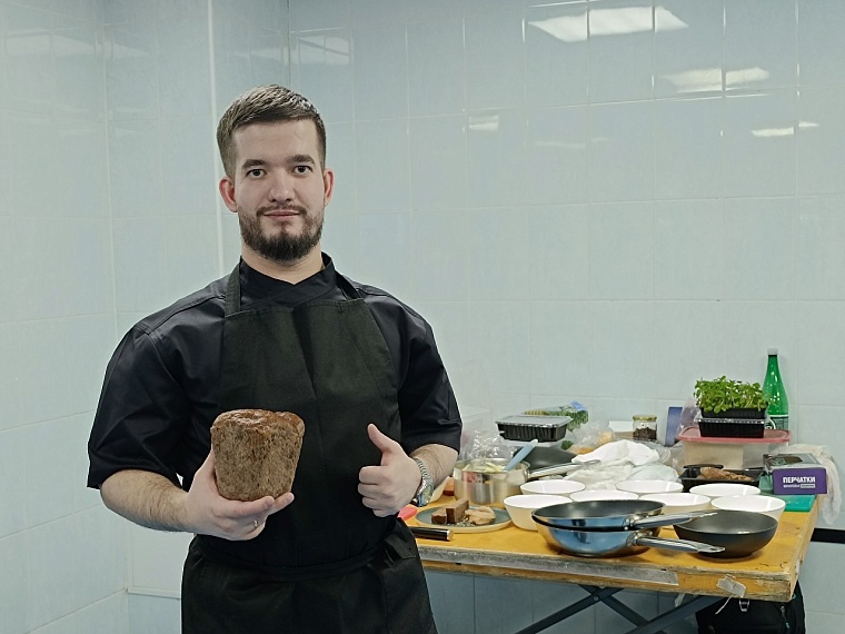 Мороженое из морошки, каша из кедровых орехов: чем удивил тюменский гастрофестиваль