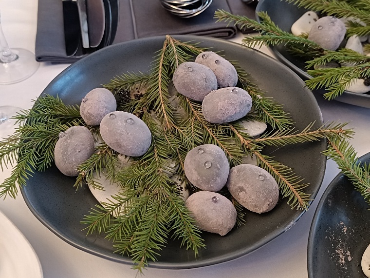 Мороженое из морошки, каша из кедровых орехов: чем удивил тюменский гастрофестиваль