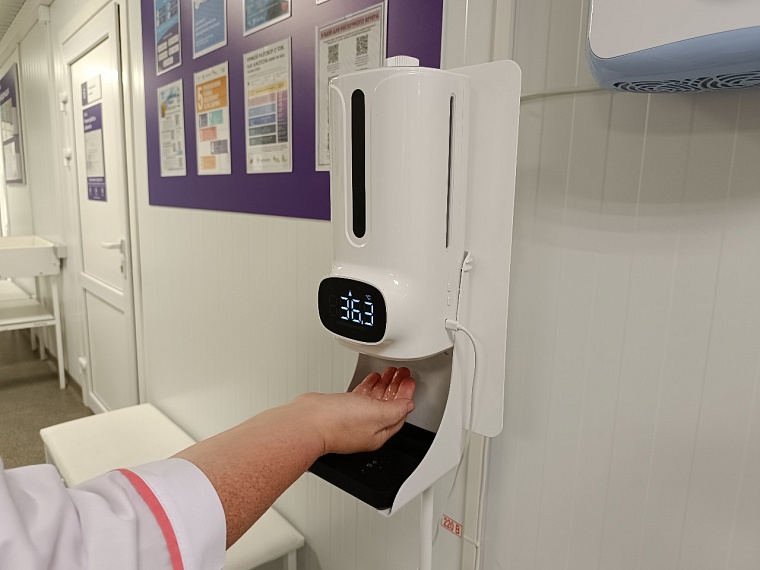 Не хуже чем в городе: персонал амбулатории в Борках в восторге от нового здания