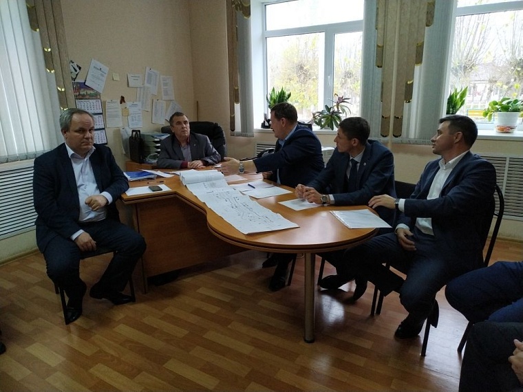 Жители Борков требуют вернуть автобусные остановки