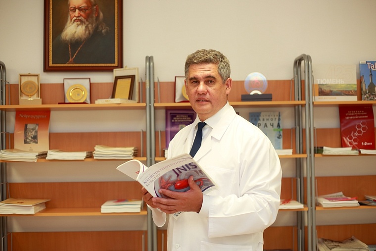 Два выдающихся тюменских врача стали членами-корреспондентами РАН