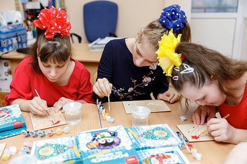 Нефтяники исполнили новогодние мечты особенных детей