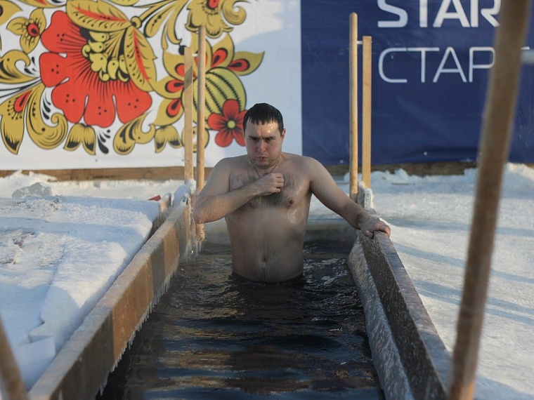 Корреспондент «Вслух.ру» окунулся в VIP-купели