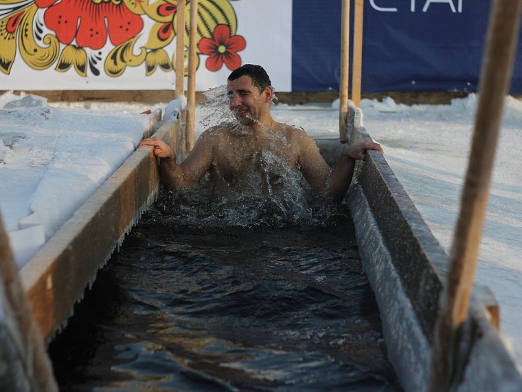 Корреспондент «Вслух.ру» окунулся в VIP-купели