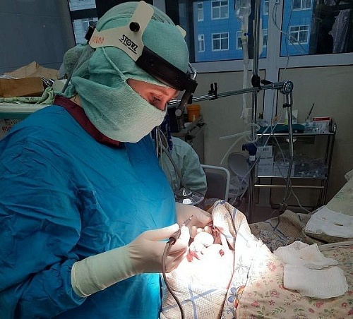 Тюменские врачи удалили пациенту второй "нос"