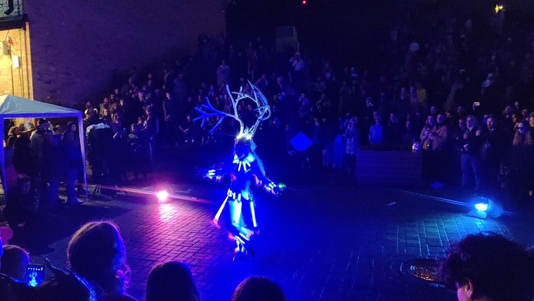 Световое шоу и арт-выставки. Тюменская «Контора пароходства» подключилась к Ночи музеев