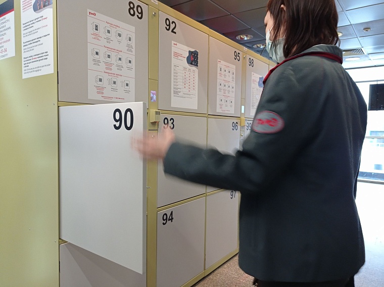 Как это работает? На ж/д вокзале в Тюмени установили новые камеры хранения