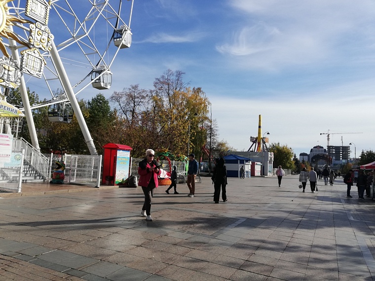 В Тюменской области прогнозируют прирост населения и увеличение средних зарплат до 74,3 тыс. рублей