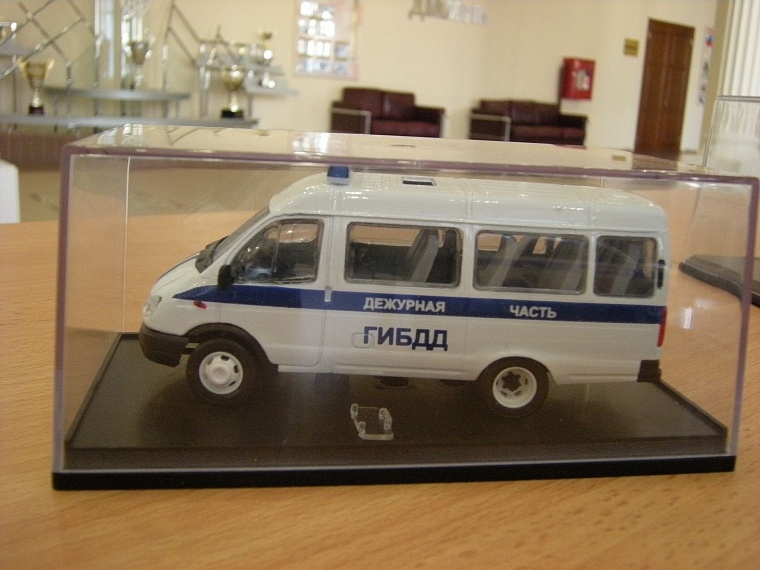 Уникальная выставка милицейских мини-моделей открылась в Тюмени