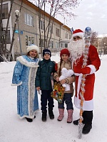 Ну и ну! Тюменскому школьнику с "Елки желаний" Дед Мороз подарил iPhone 6