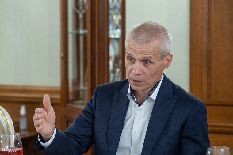 Губернатор Александр Моор встретился с тюменскими предпринимателями