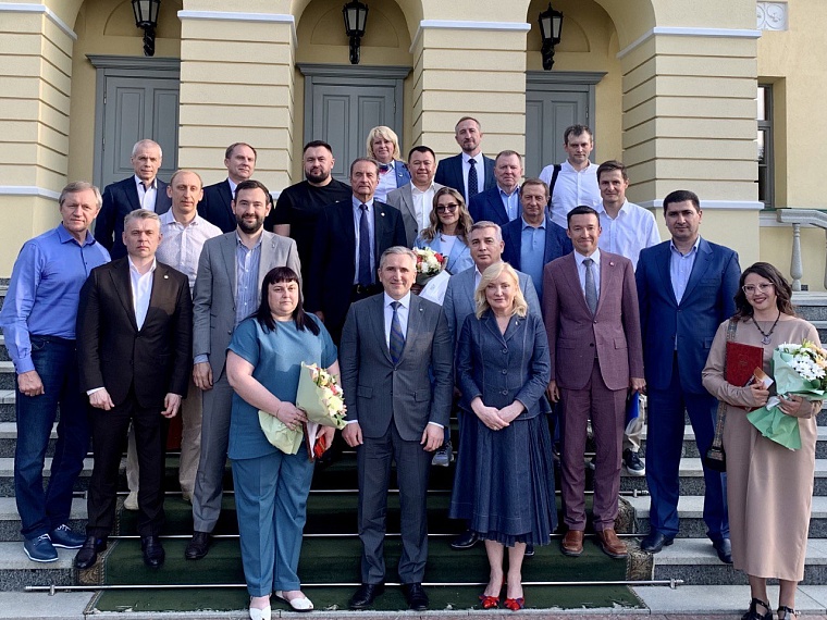 Губернатор Александр Моор встретился с тюменскими предпринимателями