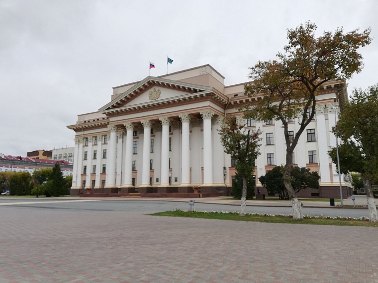 Двери закрываются! В Тюменской области ужесточаются ограничения на период нерабочих дней
