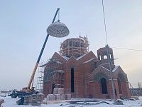 Армянскую церковь в Тюмени покрыли куполом