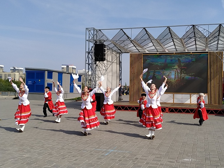 "Счастливое тюменское лето" завершилось шикарным концертом