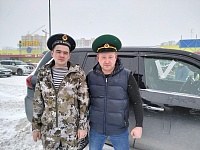 К автопробегу в поддержку Российской армии присоединились более ста тюменцев