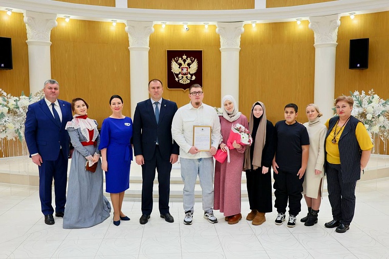 В Тобольске родилась тысячная малышка в году