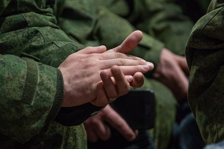 В Тюмени выступил лидер рок-группы «Агата Кристи"