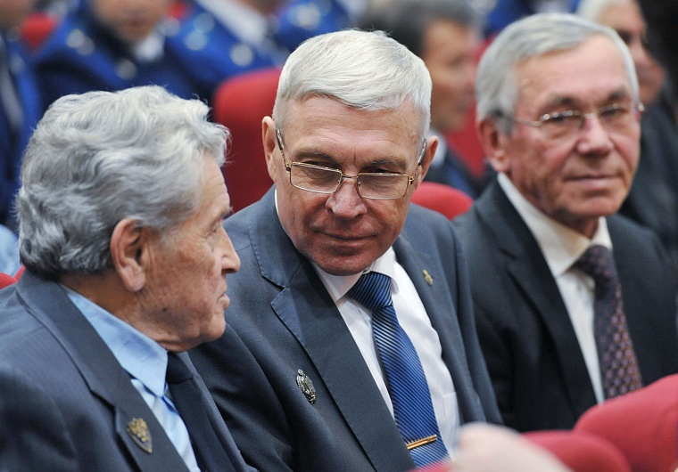 Зампрокурора Тюменской области наградила Валентина Матвиенко