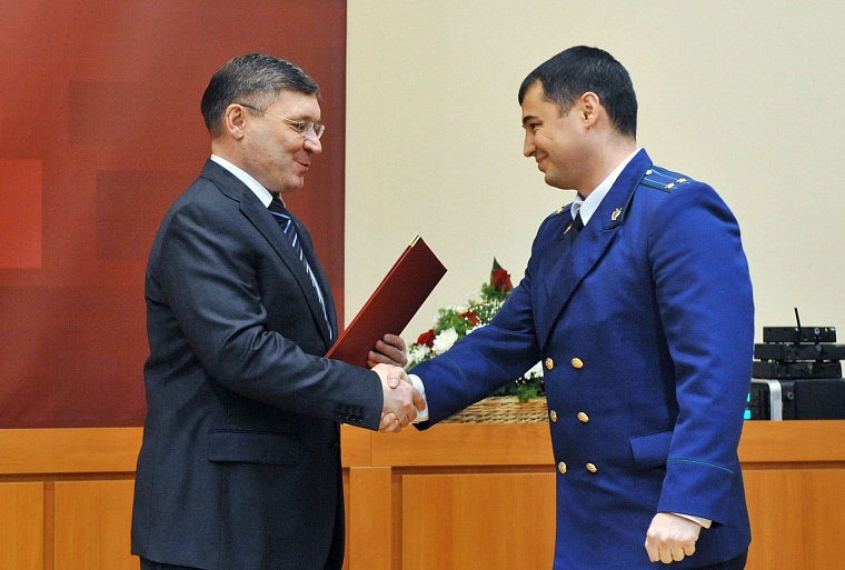 Зампрокурора Тюменской области наградила Валентина Матвиенко