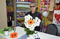 Жительница Тобольска открыла цветочный салон благодаря центру занятости