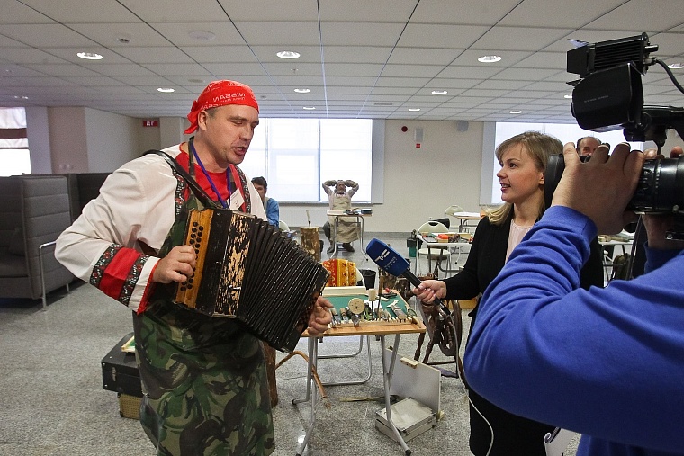 Тюменский музейный комплекс намерен купить работы участников конкурса «Славим человека труда»