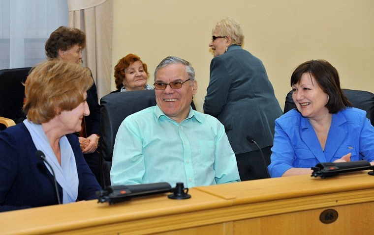 Владимир Якушев: Тюменская область не жила и не будет жить в долг